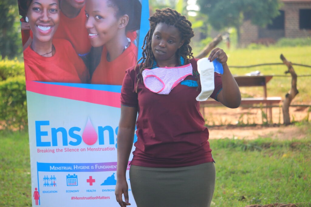 Adequate materials for menstrual hygiene management can help encourage girls to stay in school. Source: PHAU